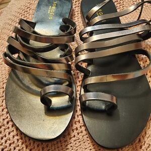 Torgeis flat strappy leather sandals nwot